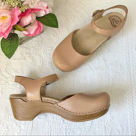 Dansko Shoes - Dansko MaryJane Leather Clog Tan Nude 39 / US 8